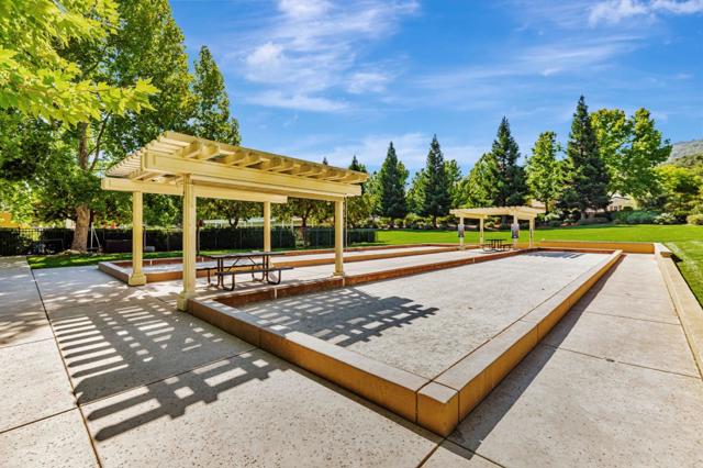 7473 Hoylake Court, Gilroy CA: https://media.crmls.org/mediaz/e06d3982-41ef-46d5-8cf8-ad0562b7722f.jpg