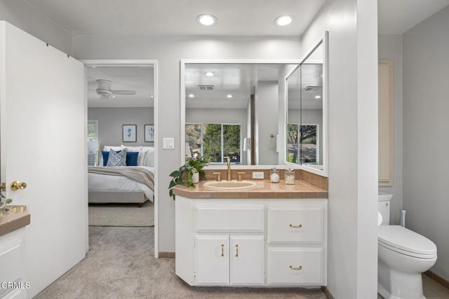 1915 Canyon Close Road, Pasadena CA: https://media.crmls.org/mediaz/e06da512-4c4a-4e41-bb98-cc1ef20b6139.jpg