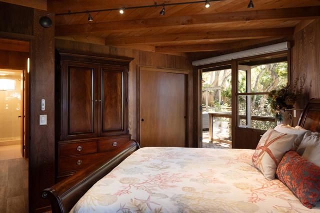 799 Parcel Street, Monterey CA: https://media.crmls.org/mediaz/e06dd78a-425e-4c04-93df-d543329539db.jpg