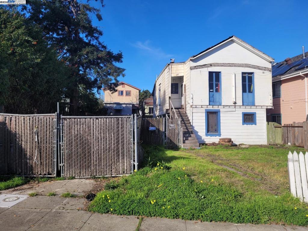 1711 Arbor St