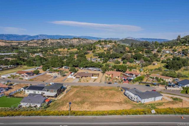 Detail Gallery Image 6 of 13 For 13814 Woods Valley Ct, Valley Center,  CA 92082 - – Beds | – Baths