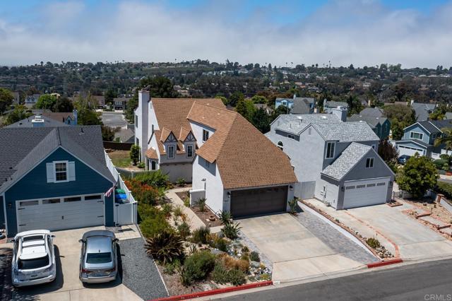 4507 Carnaby Court, Carlsbad CA: https://media.crmls.org/mediaz/e07043b0-6640-4355-b1b2-fc5a4ec92e34.jpg