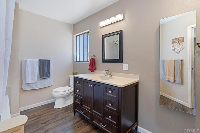 Detail Gallery Image 18 of 43 For 5676 Chateau Dr, San Diego,  CA 92117 - 7 Beds | 3/2 Baths