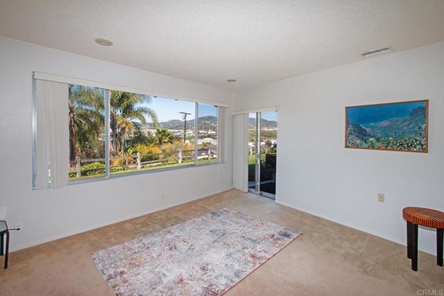 1143 Portola Street, Vista CA: https://media.crmls.org/mediaz/e070eb17-ce83-4063-9f78-047aabf36078.jpg