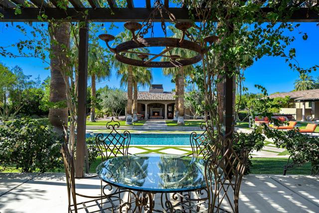 80780 Vista Bonita Trail, La Quinta CA: https://media.crmls.org/mediaz/e071eaeb-bf35-431b-a4b6-3441a9d7829a.jpg