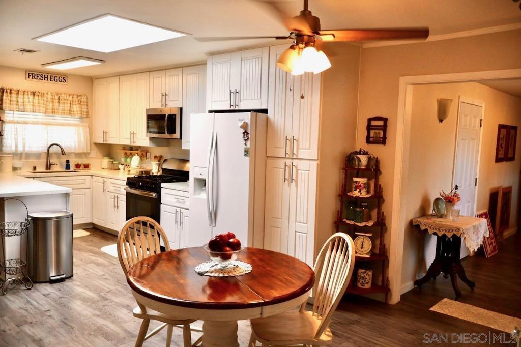 1259 Siggson Ave - photo 7