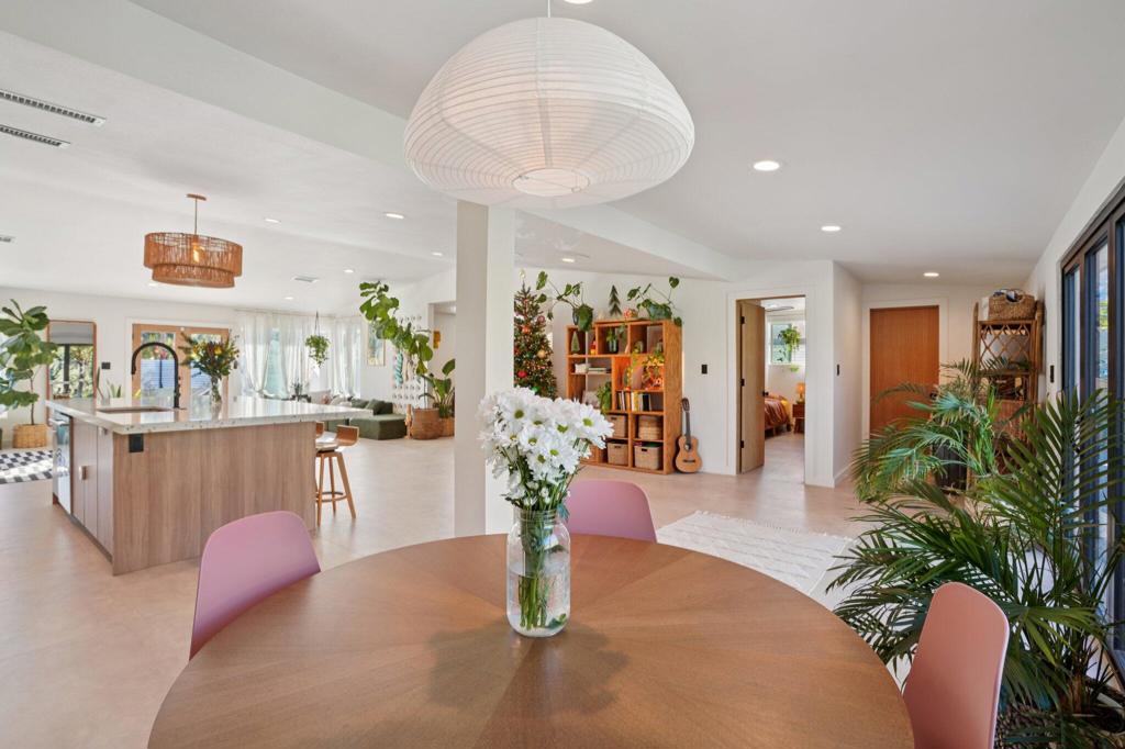 MLS #219140083PS image #3