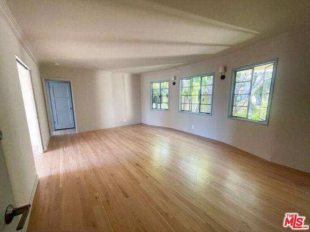 1241 N Crescent Heights Boulevard, West Hollywood CA: https://media.crmls.org/mediaz/e0729762-146b-487f-8904-8db7f9e53803.jpg