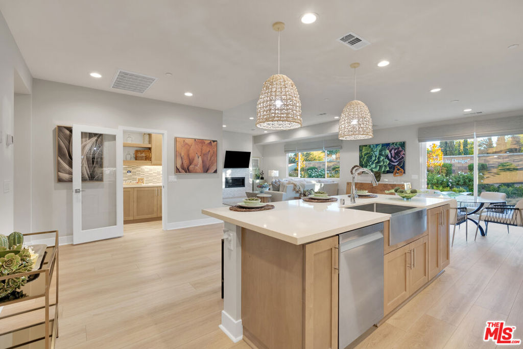 MLS #25614795 image #20