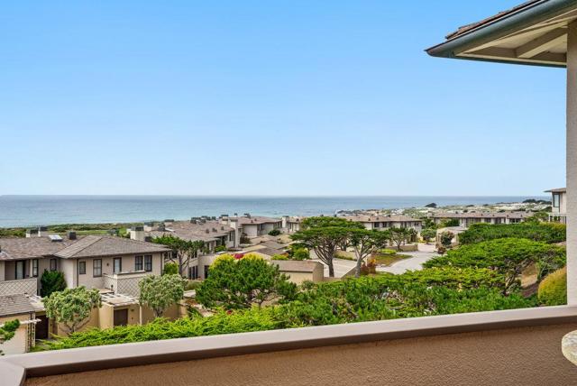 66 Spanish Bay Circle, Pebble Beach CA: https://media.crmls.org/mediaz/e073d209-73d4-4875-bfd1-e4dc7847c589.jpg