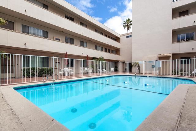 5015 Cape May Ave, San Diego CA: https://media.crmls.org/mediaz/e076756f-9e07-4e33-928c-0b070fddc022.jpg