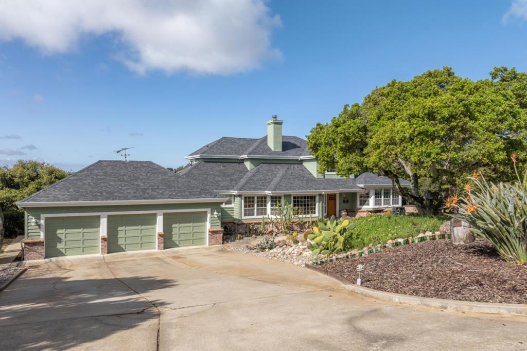 378 Crazy Horse Canyon Road