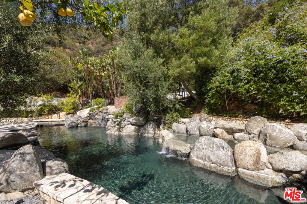 MLS #26873947 image #37