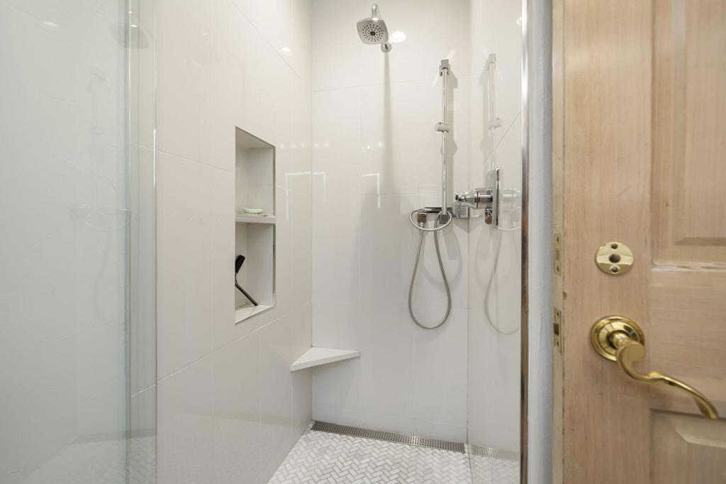 MLS #219139212DA image #27