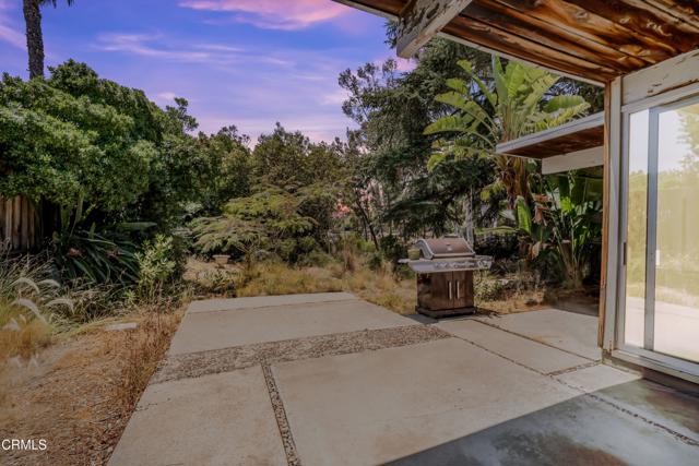 1412 Ellsworth Court, Thousand Oaks CA: https://media.crmls.org/mediaz/e07903aa-23f0-4505-a486-510d4f2bb5a7.jpg