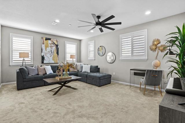 1737 Cranbrook Court, Lathrop CA: https://media.crmls.org/mediaz/e0799fae-4944-4709-a782-ddb531c3d546.jpg