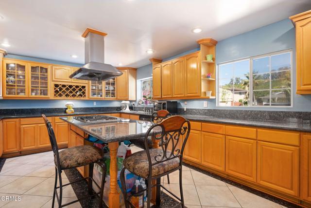 Detail Gallery Image 10 of 29 For 6555 Camino Venturoso, Goleta,  CA 93117 - 5 Beds | 3 Baths