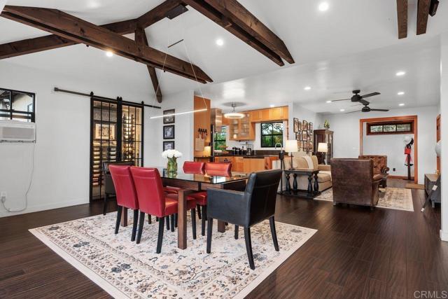 860 Nardo Road, Encinitas CA: https://media.crmls.org/mediaz/e07a5596-5e6c-41d2-b7dc-1148a7809088.jpg