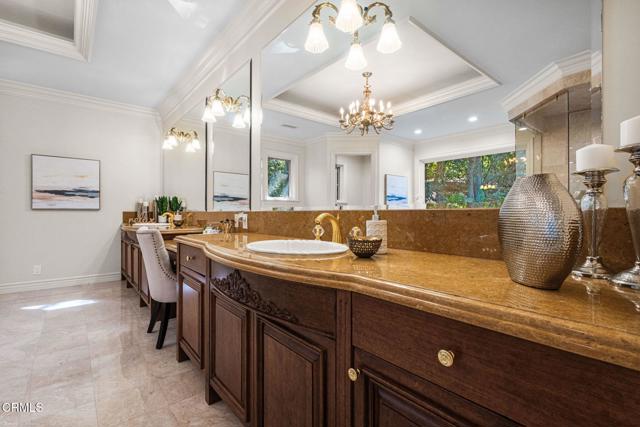 Detail Gallery Image 47 of 50 For 4080 Dover Rd, La Canada Flintridge,  CA 91011 - 5 Beds | 6/1 Baths