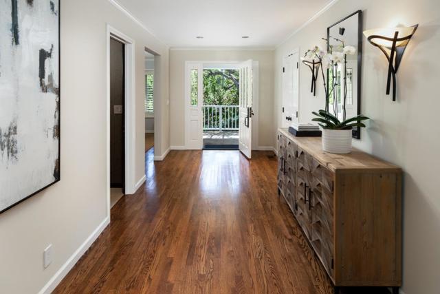 13801 Templeton Place, Los Altos CA: https://media.crmls.org/mediaz/e07b6978-8698-4bd0-b310-2c930a0009cd.jpg