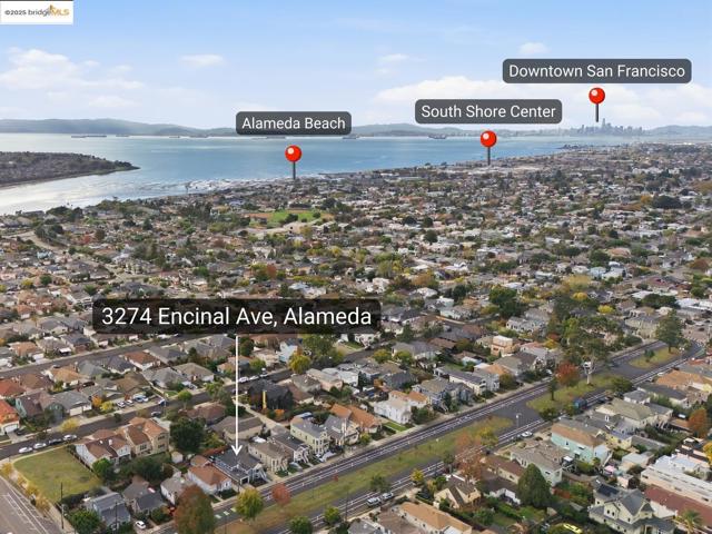 3274 Encinal Ave, Alameda CA: https://media.crmls.org/mediaz/e07b7b9b-0b39-458c-8cc7-23906b2a78df.jpg