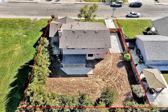 1425 Forest Dr, Turlock CA: https://media.crmls.org/mediaz/e07bc2a2-593b-4d3d-ab46-53b9e8b6e522.jpg