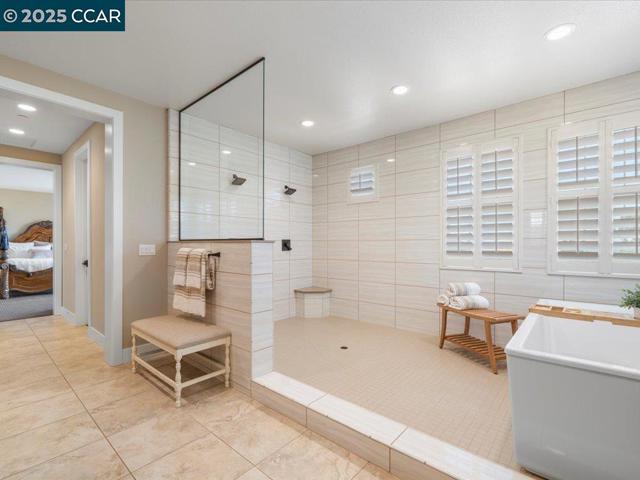 1927 Vintage Cir, Brentwood CA: https://media.crmls.org/mediaz/e07cb211-94e5-48e5-8c20-3bd90727853e.jpg