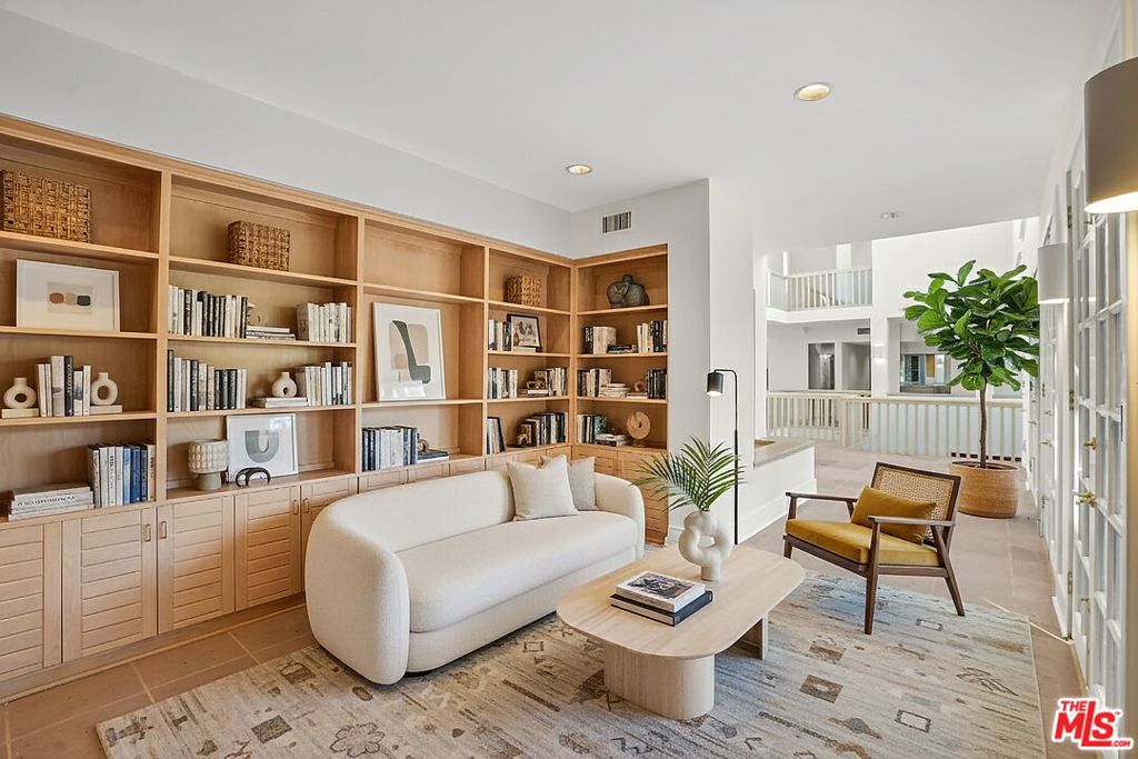 MLS #25602713 image #24