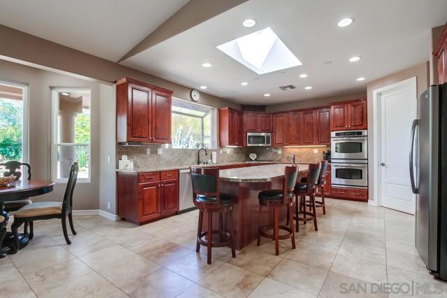 Image 11 of 44 For 16270 Pauma Valley Dr