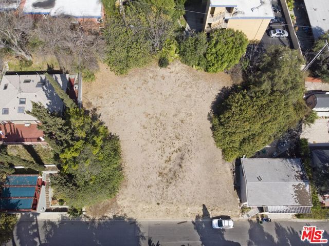 3761 Aloha Street, Silver Lake CA: https://media.crmls.org/mediaz/e07f942f-e2fd-432e-853c-ac297937c959.jpg