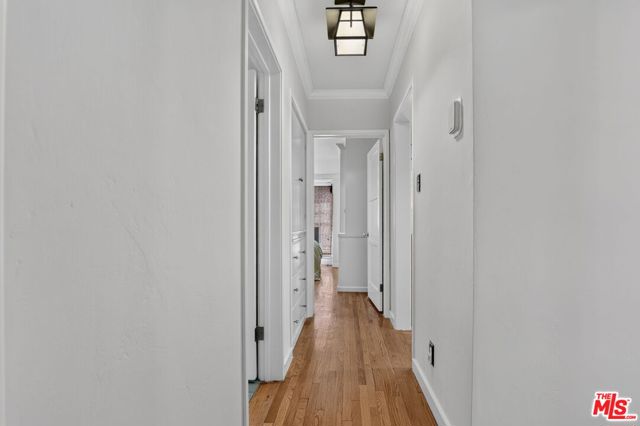 12151 La Maida Street photo 22