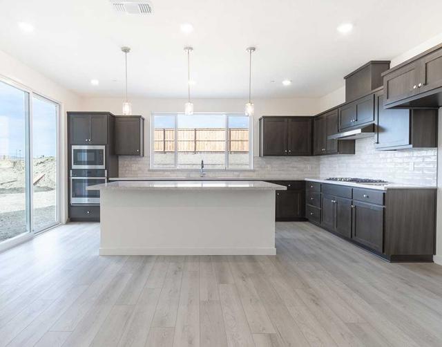 312 W Pasqua Court, Mountain House CA: https://media.crmls.org/mediaz/e07fc31f-35aa-4e4a-ae94-f22de6b4c4a0.jpg