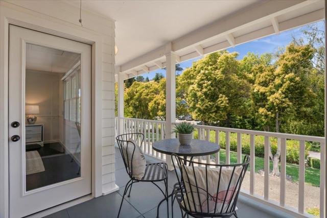 14228 Amherst Court, Los Altos Hills CA: https://media.crmls.org/mediaz/e07ff949-11aa-4879-a77c-a9663a131b21.jpg