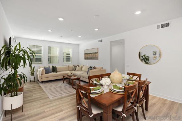 1400 Lasso Way, Rancho Mission Viejo CA: https://media.crmls.org/mediaz/e08007e1-0185-42d1-997a-57b27bbde38a.jpg