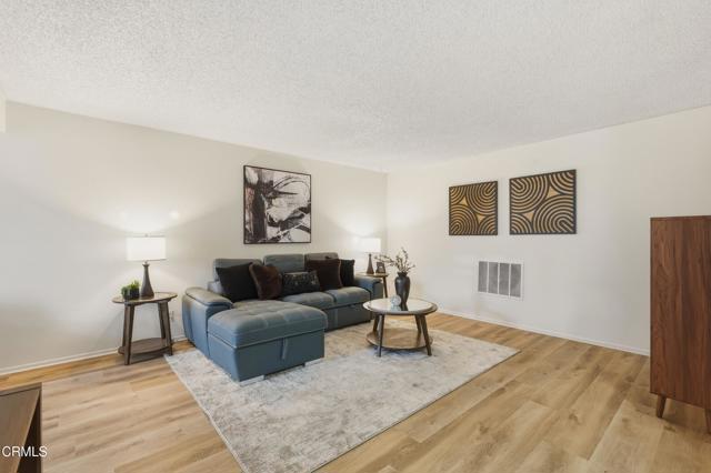 Detail Gallery Image 7 of 47 For 1776 Palisades Dr #88,  Los Angeles,  CA 90272 - 2 Beds | 3 Baths