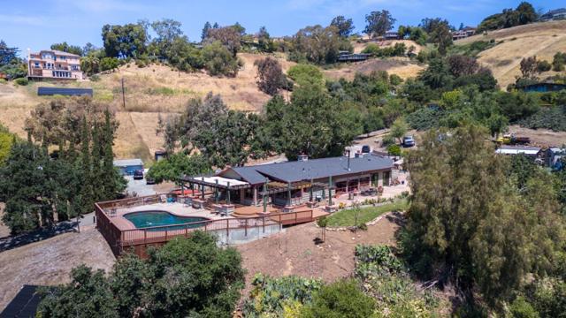 15946 Camino Vista Way, San Jose CA: https://media.crmls.org/mediaz/e0801655-cd77-431b-92eb-82473c95f281.jpg