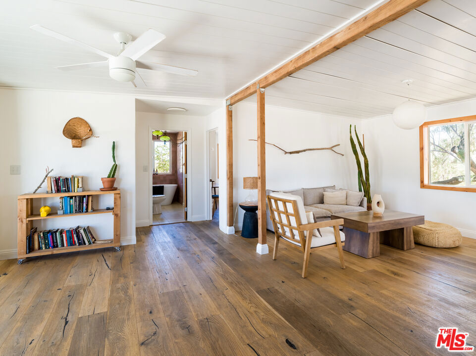 MLS #25604311 image #9