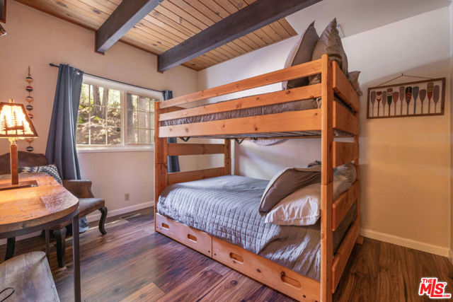 817 Grass Valley Road, Lake Arrowhead CA: https://media.crmls.org/mediaz/e08075c6-5e51-42a9-ae78-228861c0e5a0.jpg