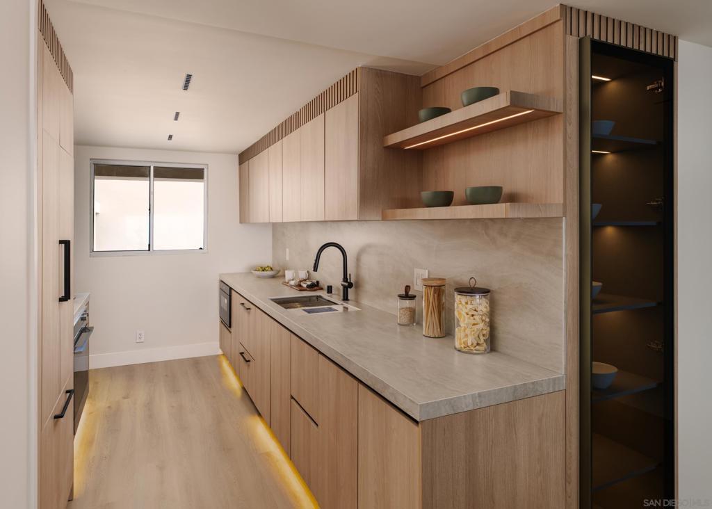 939 Coast - photo 10