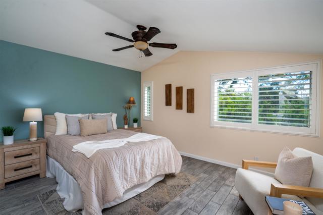 15865 Lofty Trail Dr, San Diego CA: https://media.crmls.org/mediaz/e0811467-f03b-40e5-b780-fe61427e35c3.jpg