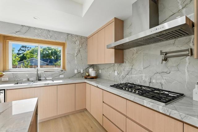 1313 Arleen Avenue, Sunnyvale CA: https://media.crmls.org/mediaz/e0814b35-2687-43e9-8334-56eecc1111d9.jpg