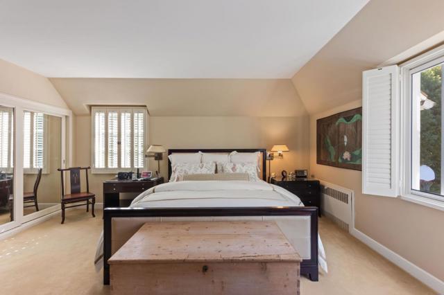 2155 Geri Lane, Hillsborough CA: https://media.crmls.org/mediaz/e081f397-e6b9-44ed-91cf-f0710f8541ad.jpg