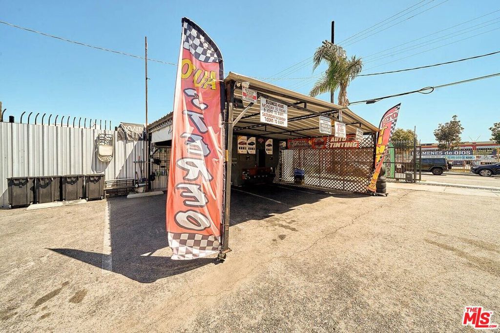 MLS #25564117 img 10