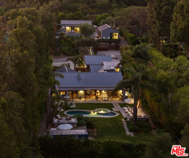 Drew Fenton | 28036 Sea Lane Drive Malibu CA | MLS: 7349915 Drew Fenton | 28036 Sea Lane Drive Malibu CA | MLS: 7349915