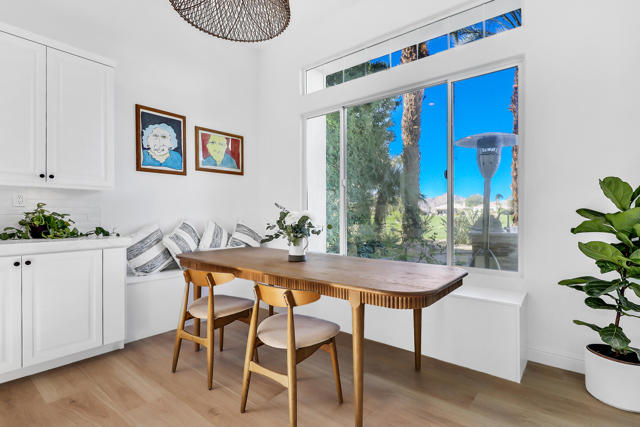 51075 Marbella Court, La Quinta CA: https://media.crmls.org/mediaz/e0847b28-b9b2-42bc-900c-50165d30b76a.jpg