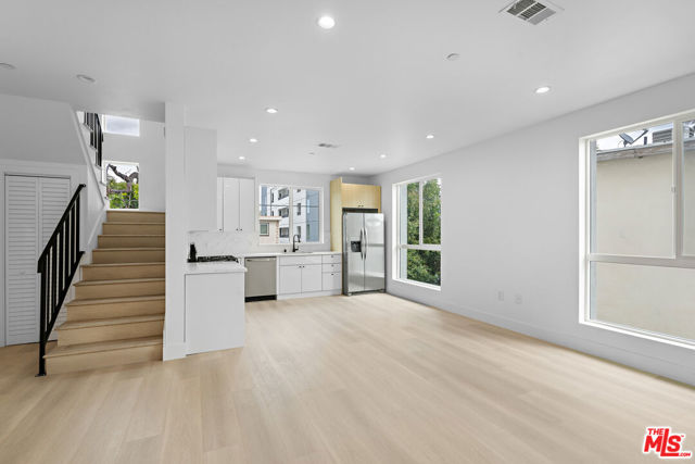 10742 Hortense Street, North Hollywood CA: https://media.crmls.org/mediaz/e084e09a-de6d-4c8e-98c2-7d5eed441110.jpg