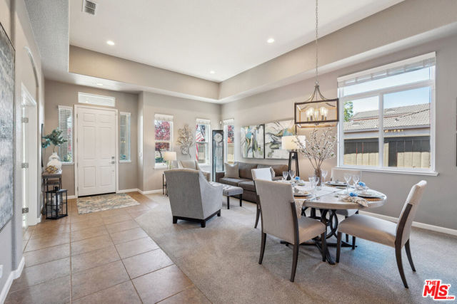 11051 Fiore Drive, Rancho Cordova CA: https://media.crmls.org/mediaz/e085407c-8002-4b8d-85e6-7db8cf711b07.jpg