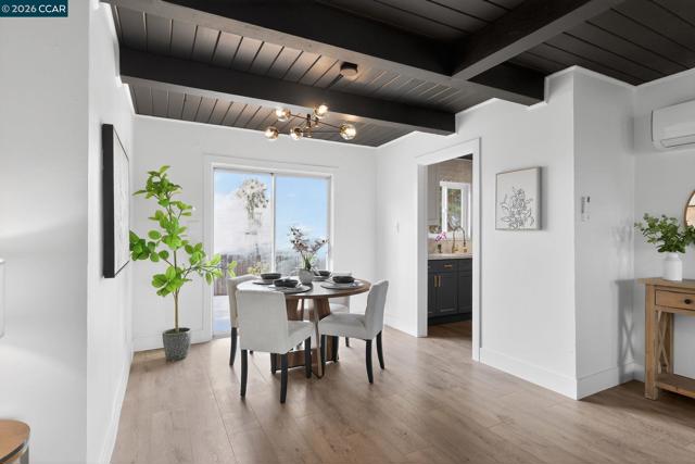 1838 Overhill Rd, Concord CA: https://media.crmls.org/mediaz/e0854737-ba0d-4f3b-a6a5-5bb5a5f6f0d4.jpg