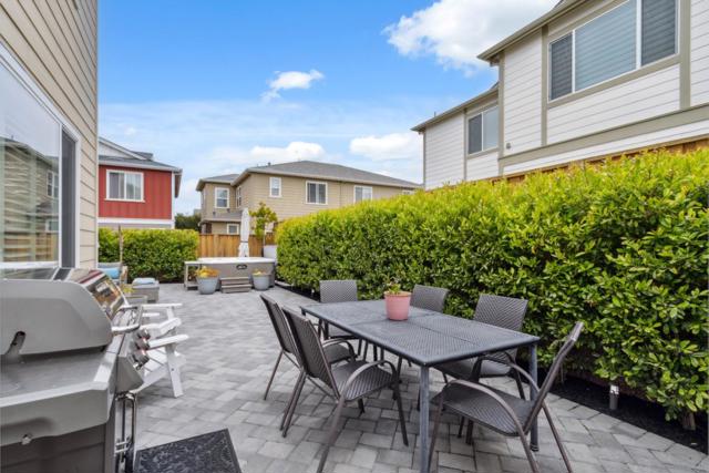 2610 Lighthouse Lane, Marina CA: https://media.crmls.org/mediaz/e086286c-e22c-4143-996f-2769a28a9585.jpg