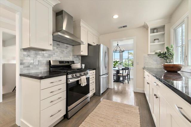 333 Oakview Drive, San Carlos CA: https://media.crmls.org/mediaz/e0890d07-ce06-4c2b-a43b-de9f7e954833.jpg